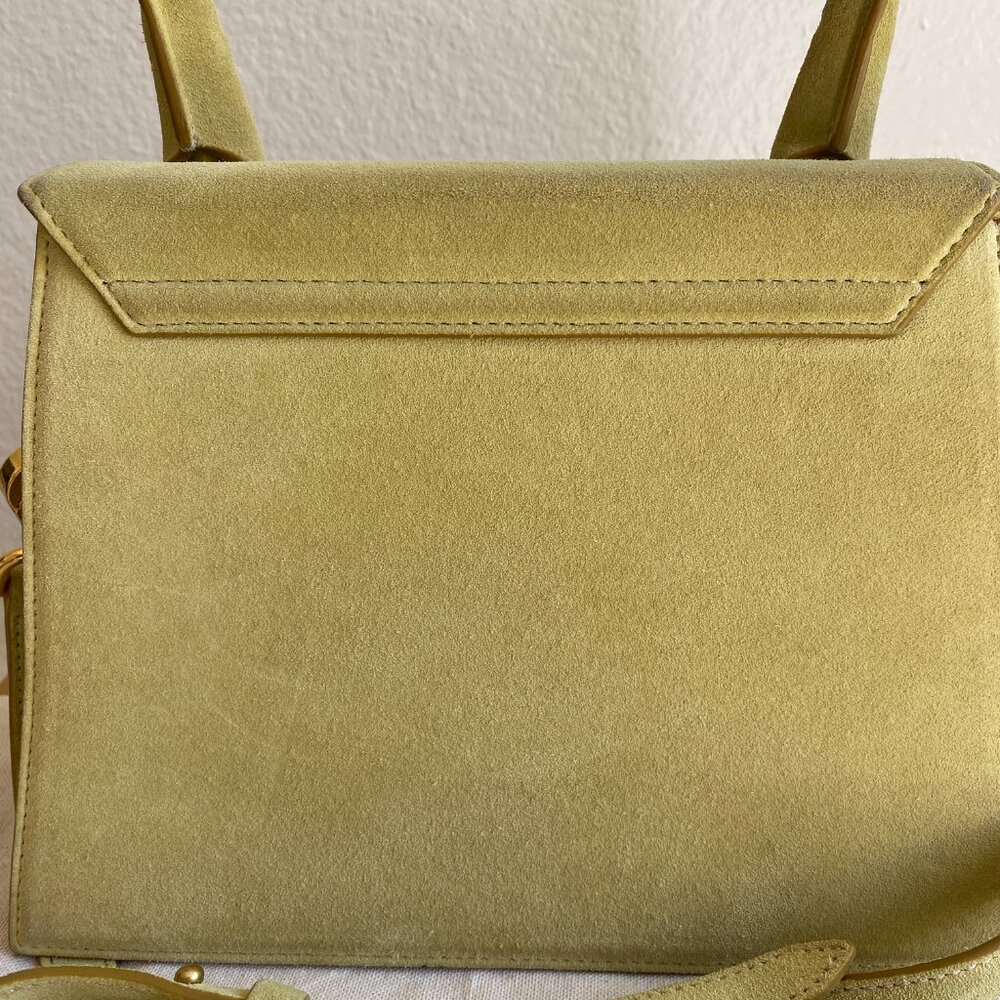 Jacquemus “Le Grand Chiquito” Suede Top Handle Bag in light green - Picture 9 of 16